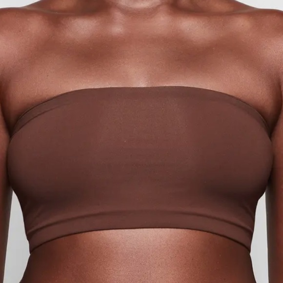 SKIMS Fits Everybody Bandeau NUDE colors LARGE or 2X NWT - Picture 2 of 2